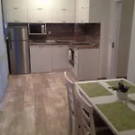 Batoevi Apartament *